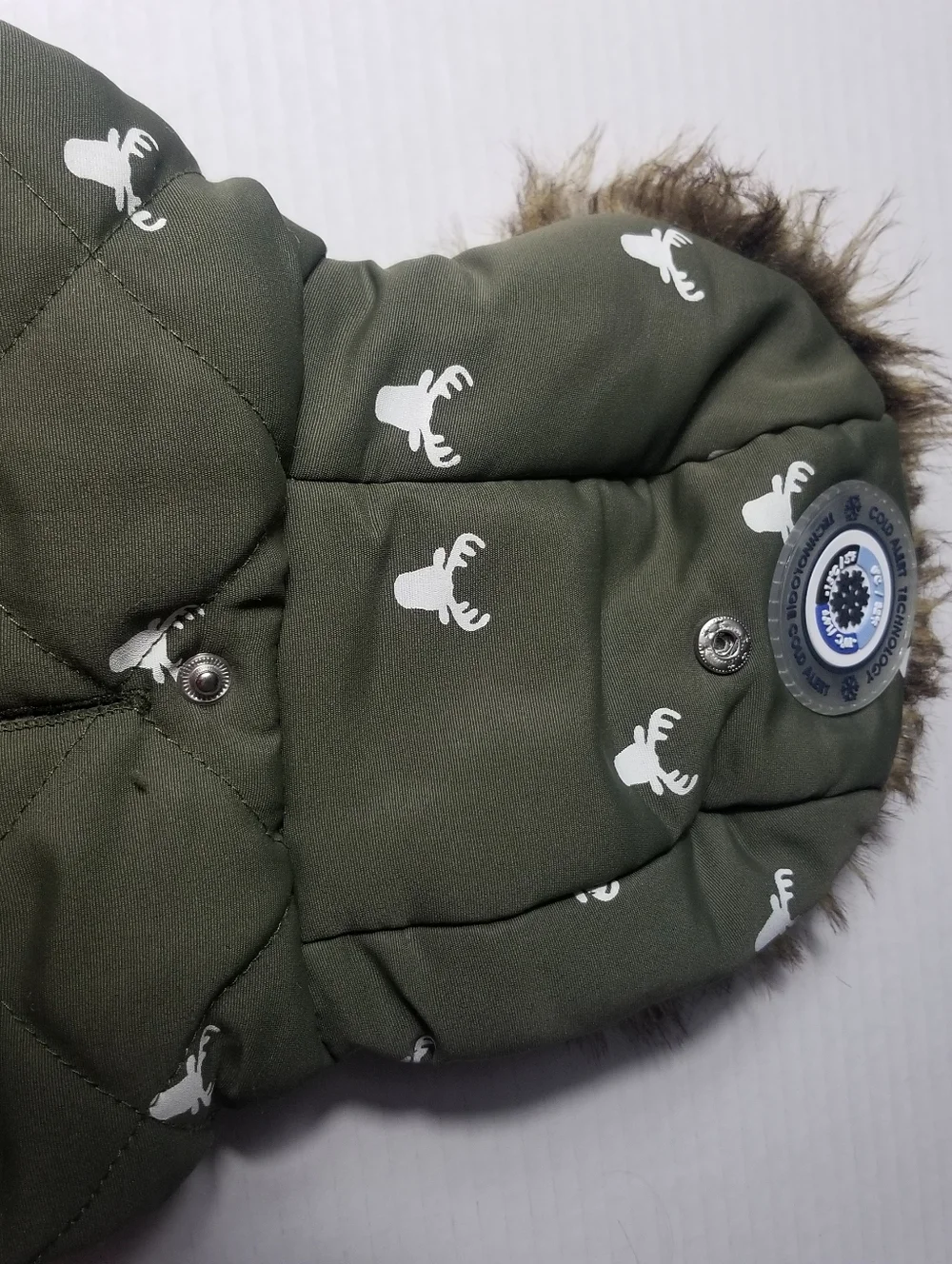 LUVGEAR DOG QUILTED OLIVE COAT WITH FAUX FUR HOOD SIZE SMALL